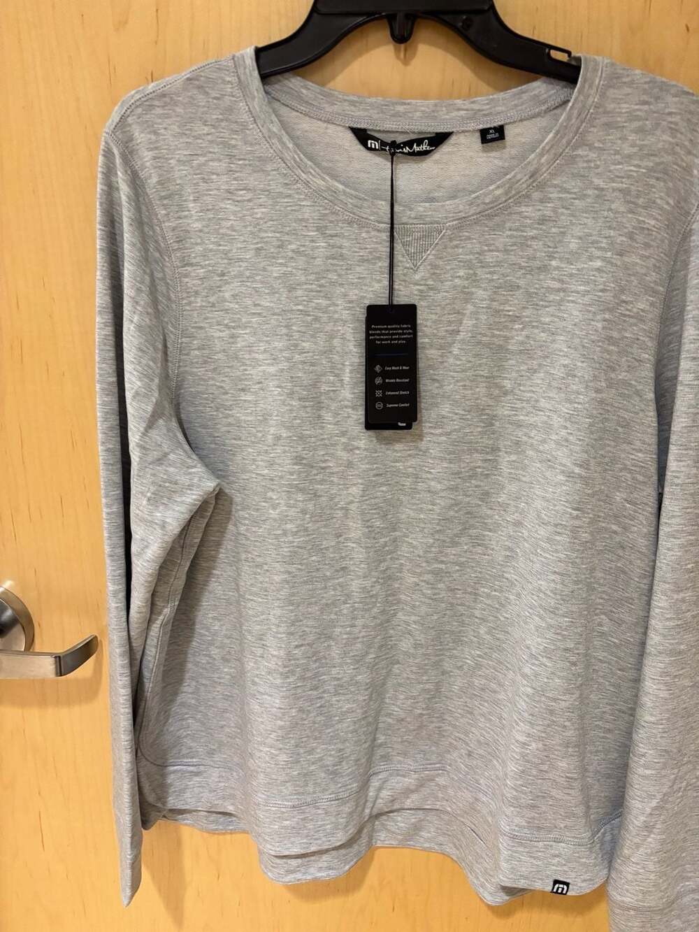 TravisMathew TM LDS Long Weekend Sweatshirt Womens XL Light Grey Heather NWT
